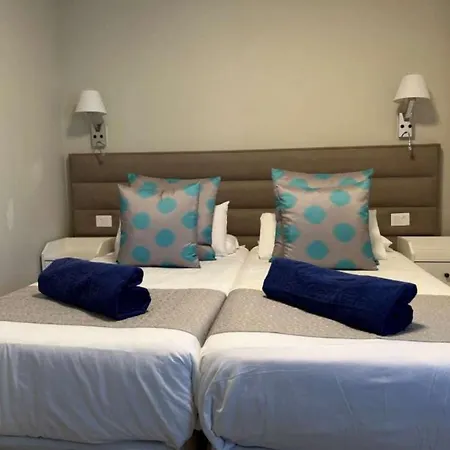 Ξενοδοχείο με διαμερίσματα Ona Casitas