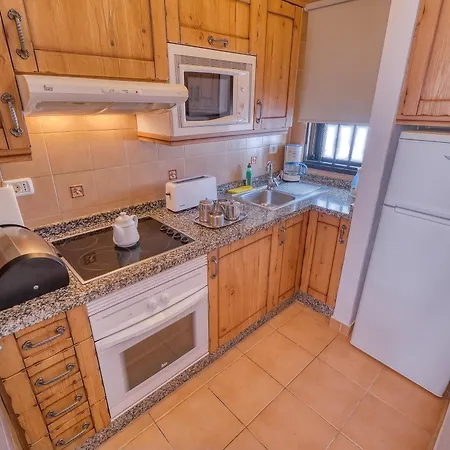 Ona Casitas Aparthotel 4*