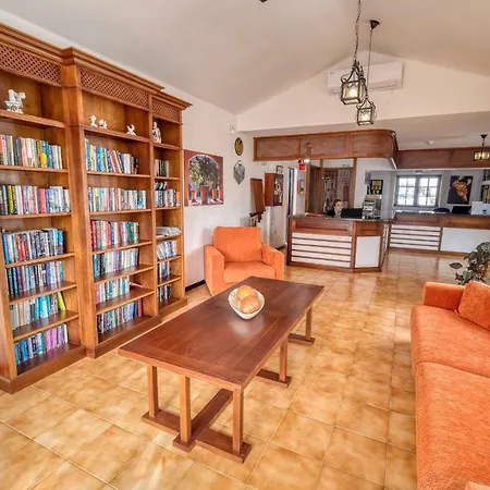 Ξενοδοχείο με διαμερίσματα Ona Casitas