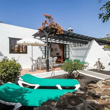 Ona Casitas Aparthotel 4*